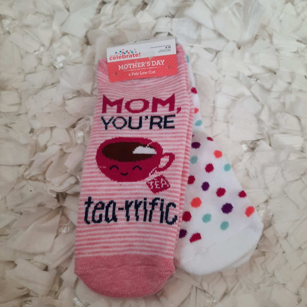 4 / $20 MomYou're Tea-rrific Sock Bundle NWT Fits Sizes 4-10 Polka Dots Tea Time